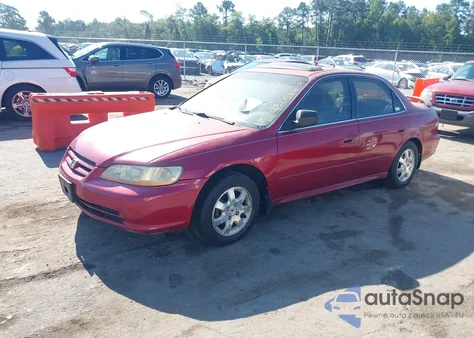 2001 Honda Accord 2.3 Ex z USA, uszkodzony, nr VIN 1HGCG66861A001255